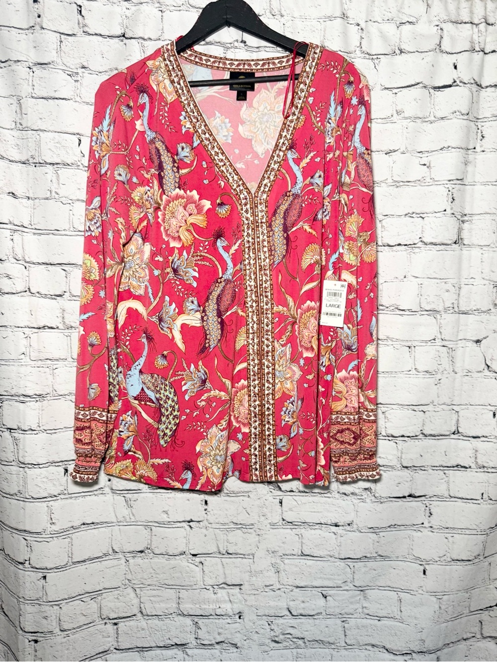 NWT. JM collection peacock top. Size L